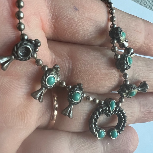 Jewelry - Vintage silver tone Squash blossom style necklace with turquoise color beads